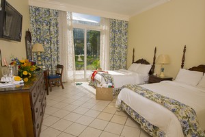  ResortBreezes Resort Bahamas