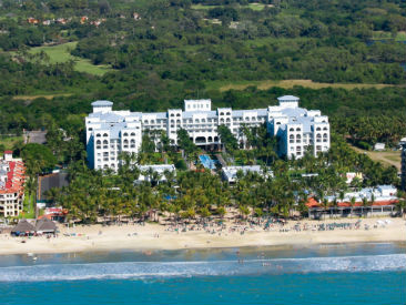 Spa ResortRenaissance Marina Hotel