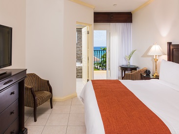 Jewel Paradise Cove Beach Resort & Spa, Curio Collection by Hilton