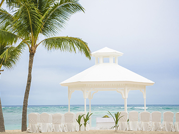 Popular All-inclusive hotel Majestic Colonial Punta Cana