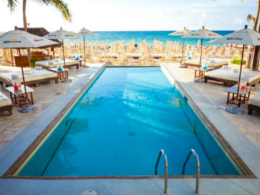 Tukan Hotel & Beach Club